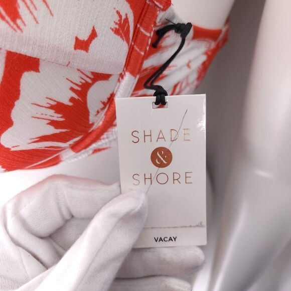 Shade & Shore Hawaiian Floral String Tie Lightly Lined Underwire Bikini Top - Picture 6 of 7